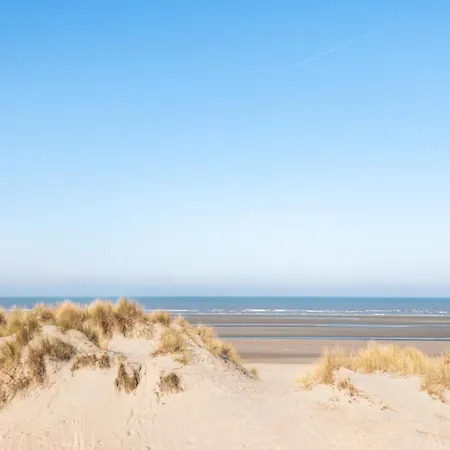 By Belgian Coast With Sea Views Appartement Oostduinkerke