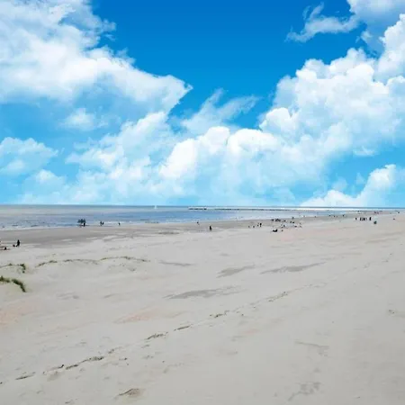 By Belgian Coast With Sea Views *